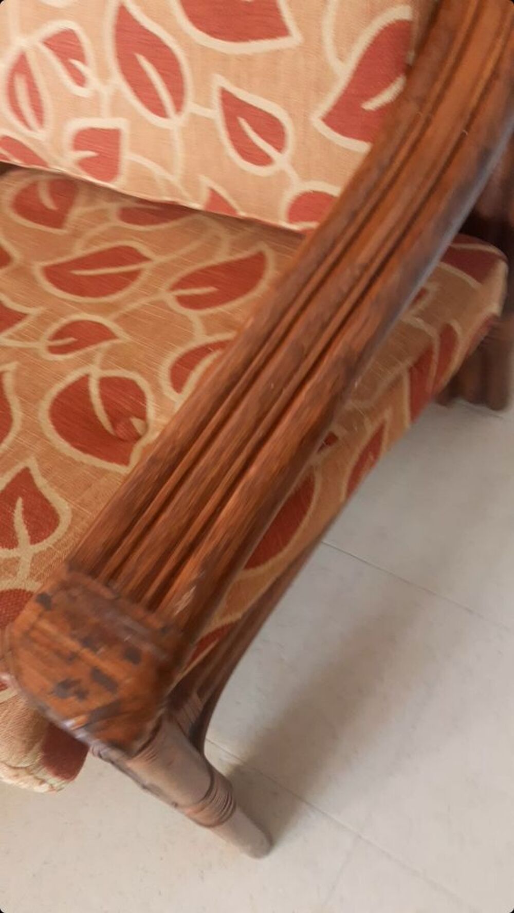 buffer,table a manger ,salon avec table ,2 matelas Meubles