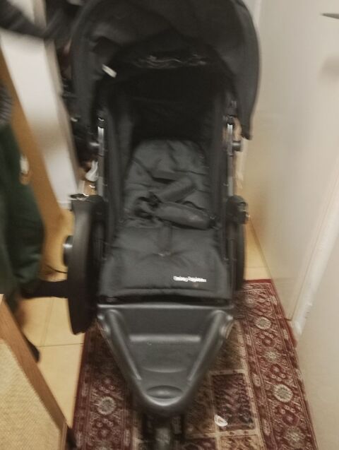 Poussette neuve La Madeleine (59)