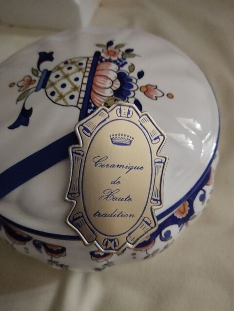 Bonbonni�re en c�ramique 10 Berville (76)