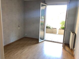  Appartement  louer 3 pices 81 m