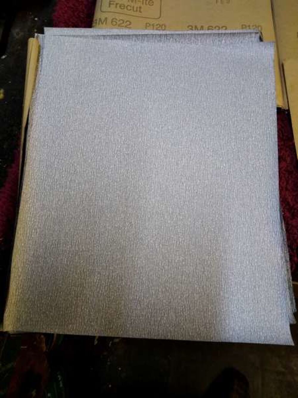 Lot Feuilles Papier a Poncer Bois plus Quincaillerie Bricolage