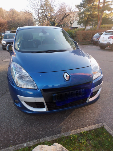 Renault scenic iii dCi 110 FAP eco2 15th Euro 5 EDC 2011