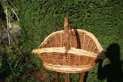 Très grand panier évasé en osier vintage 40 Gargenville (78)