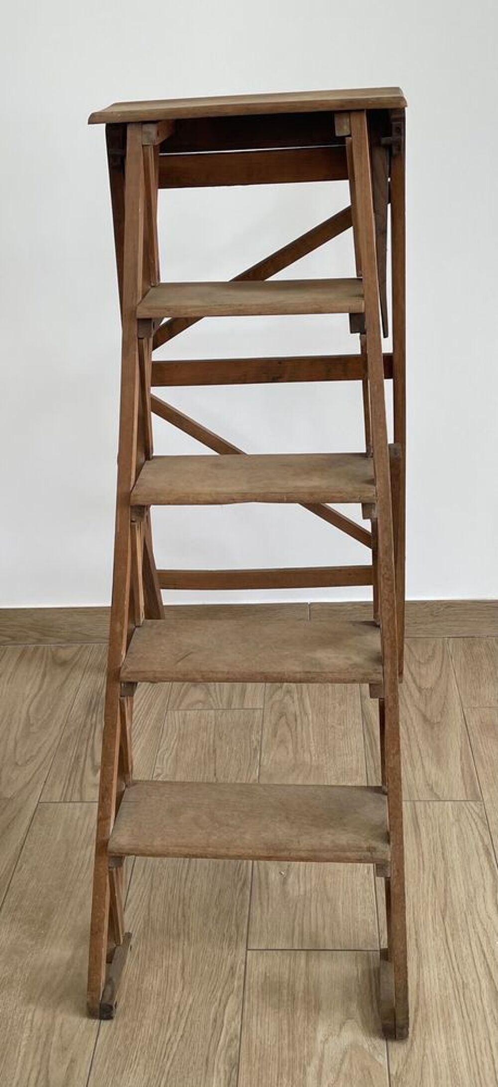 Escabeau en bois Décoration