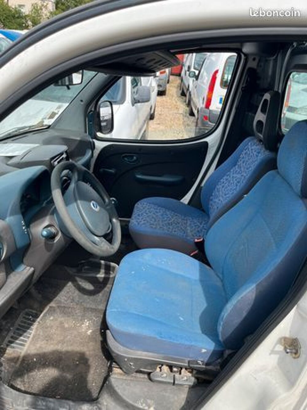 Doblo DOBLO CARGO 1.2 BUSINESS T&Ocirc;LE 2003 occasion 10000 Troyes