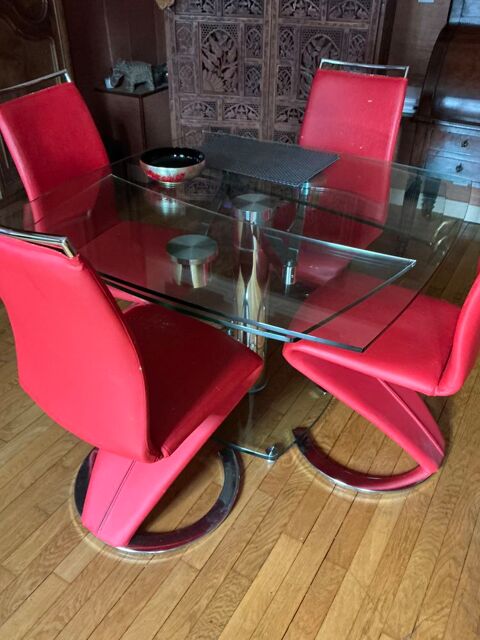 4 CHAISES DESIGN ROUGE 0 Champagnole (39)