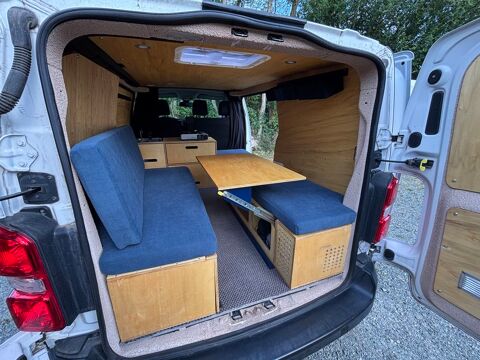 Peugeot Expert EXPERT FGN TOLE STANDARD BLUEHDI 120 S&S BVM6 PREMIUM PACK 2017 occasion Saint-L&eacute;ger-sur-Sarthe 61170