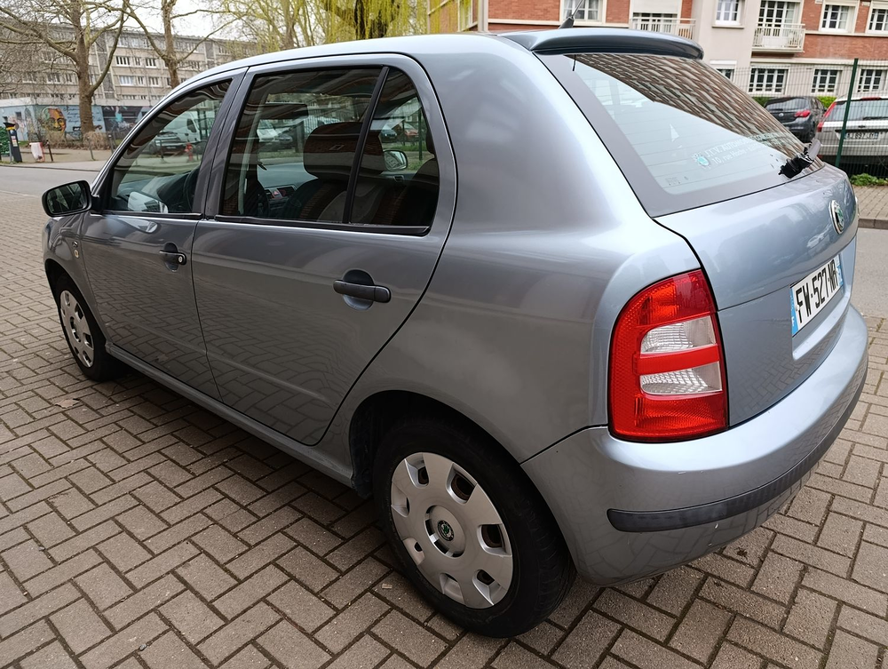 Fabia 1.4i Classic 2002 occasion 59000 Lille