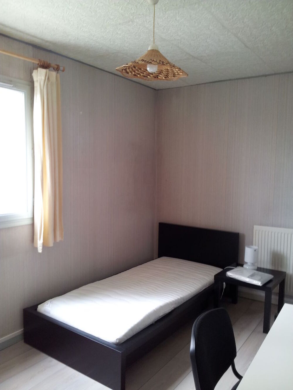 Location Appartement chambre meublée  dans colocation de 3 chambres Compiègne