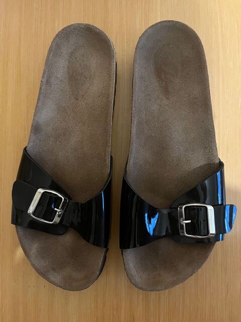 Bata Claquettes Noir, P.39 Paris 19 (75)