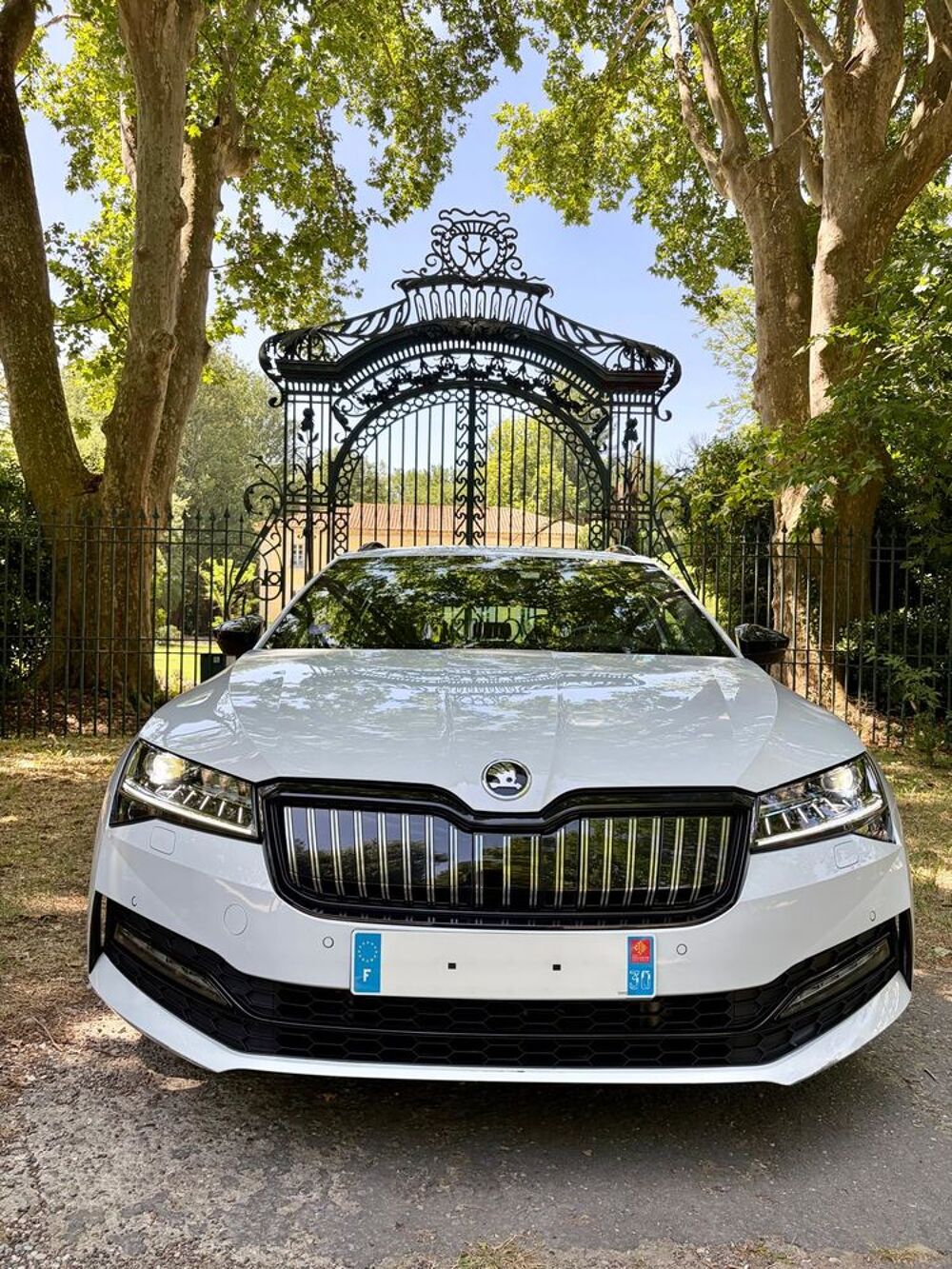 Superb Combi 1.4 TSI PHEV 218 ch DSG6 Sportline 2020 occasion 30132 Caissargues