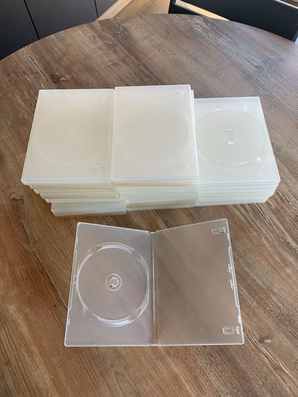 Lot de 28 boitier DVD DVD et blu-ray