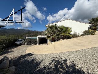  Villa � vendre 5 pi�ces 150 m�