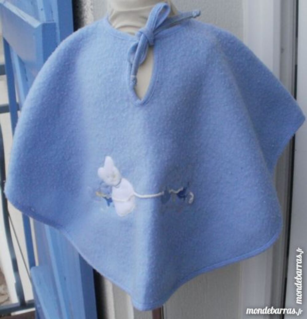 CAPE, PONCHO Ann&eacute;es 60-70 - VINTAGE Vêtements enfants