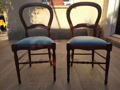 deux chaises de style Louis XVI  130 Mèze (34)