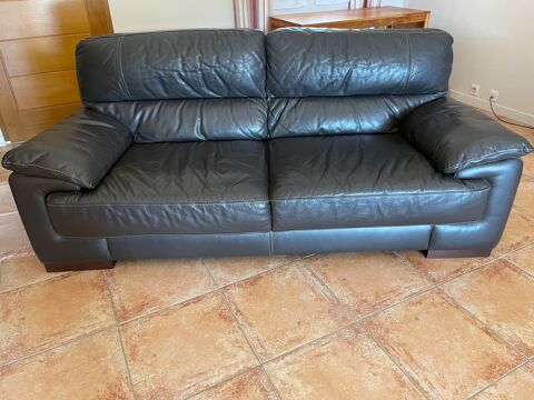 Canap en cuir 400 Le Grau d'Agde (34)