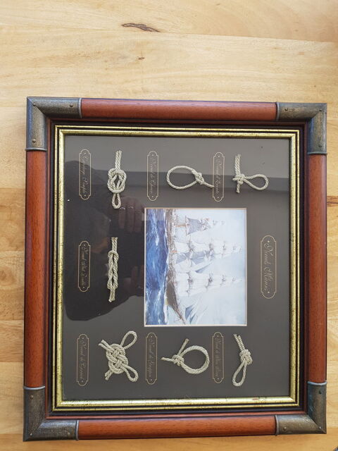 Trs beau tableau avec n?uds marins 20 Saubrigues (40)