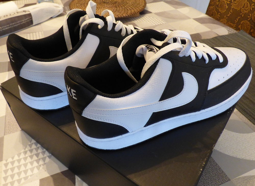 Basket NIKE neuves Chaussures
