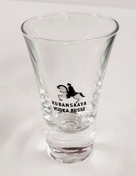 Verre � Vodka Kubanskaya 3 Montigny-aux-Amognes (58)