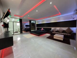  Maison à vendre 15 + pièces 750 m² Midoun djerba