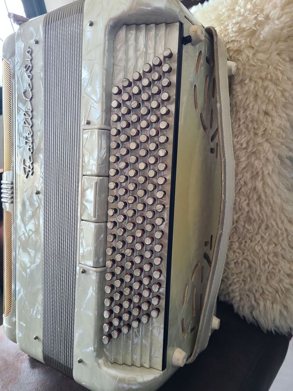 Accord&eacute;on professionnel Fratelli Crosio 4 voix Instruments de musique