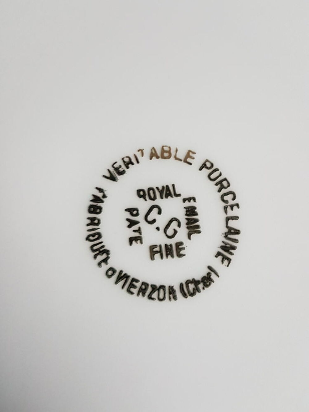 VEND SERVICE DE TABLE PORCELAINE Cuisine