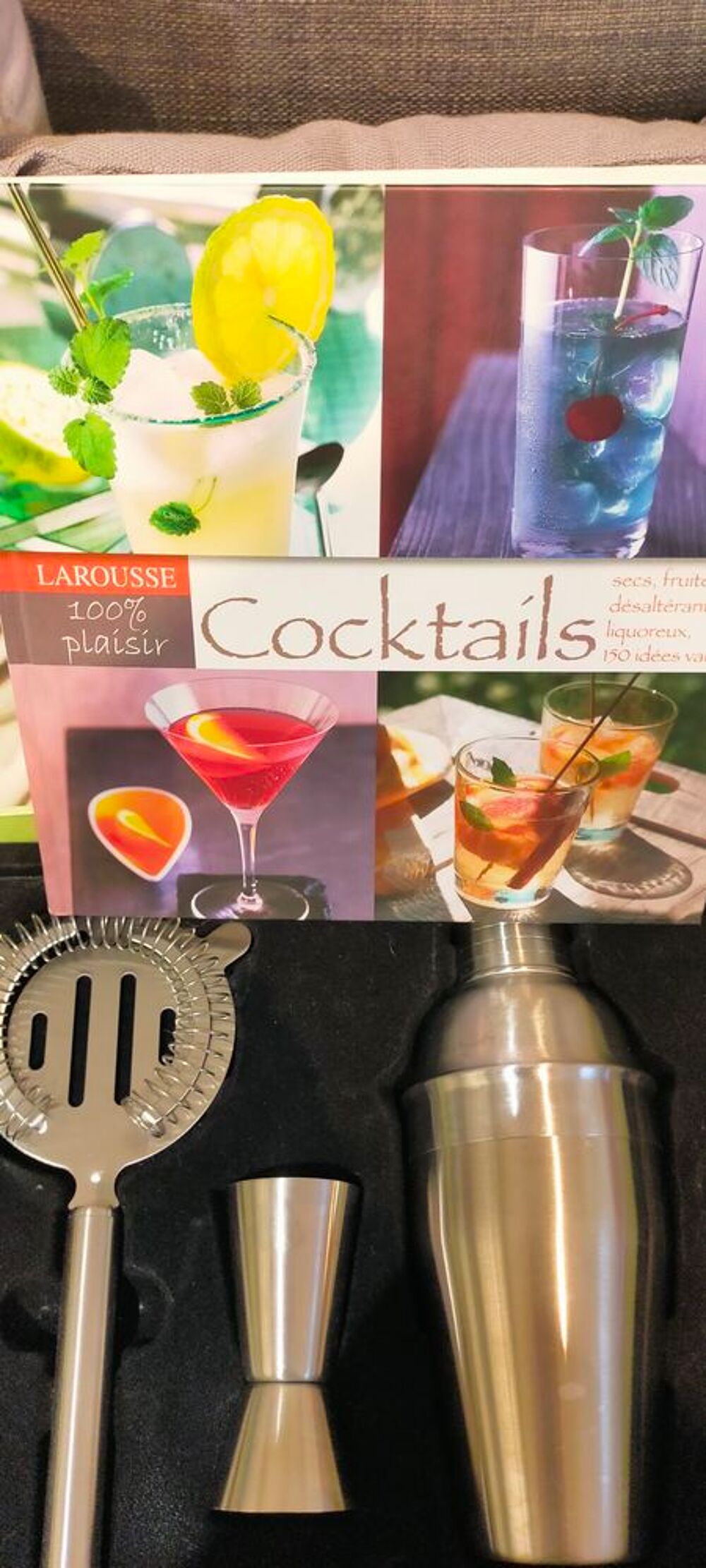 Coffret cocktails 100% plaisirs avec livre de recettes DVD et blu-ray