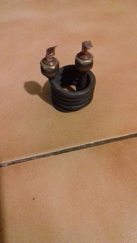 R�sistance chauffante pour percolateur ? cafeti�re etc?..
10 Sept�mes-les-Vallons (13)