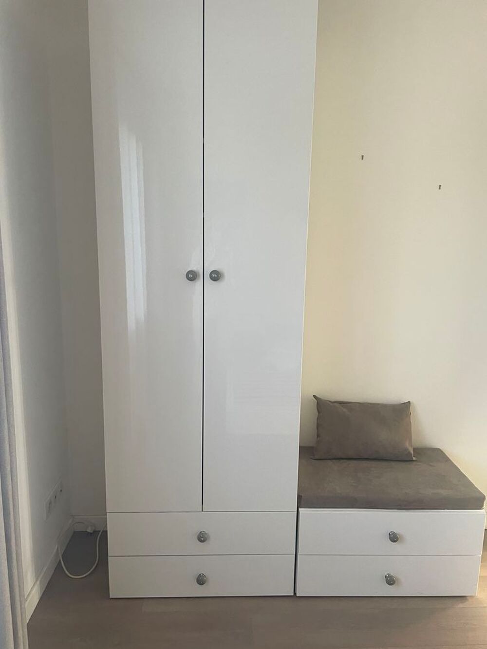 dressing +banquette bois vernis + Meubles
