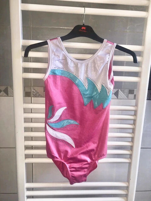 Justaucorps taille 12 ans en tbe � 15 euros 15 Montr�al (32)