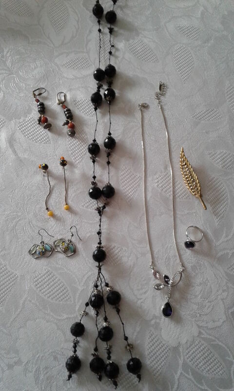 LOT BIJOUX FANTAISIE 3 Roost-Warendin (59)