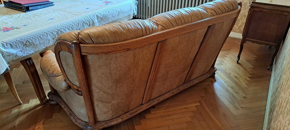 Canap&eacute; cuir beige Meubles
