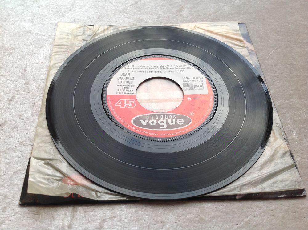 JEAN JACQUES DEBOUT 45 Tours 4 Titres Envoi Possible CD et vinyles
