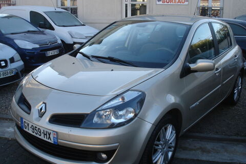 Renault Clio III 2007 occasion Houilles 78800