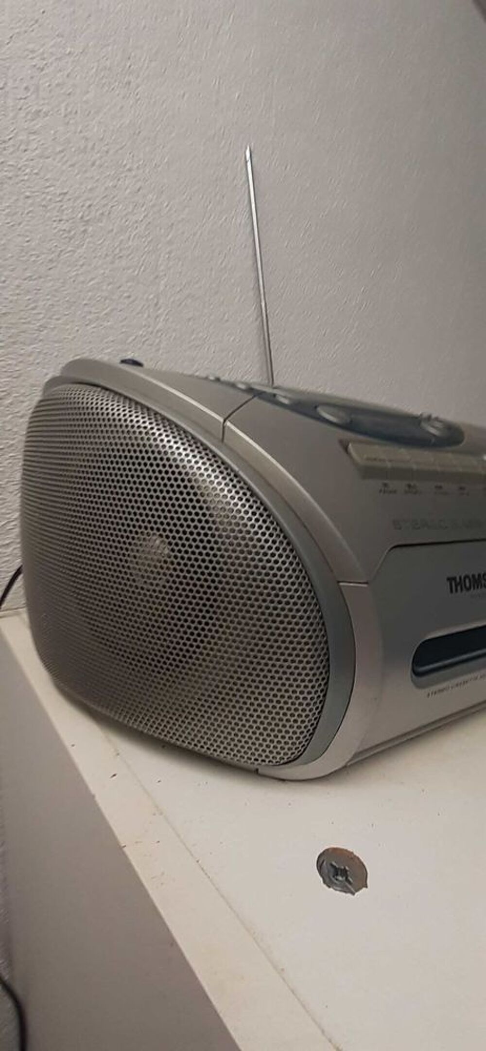 RADIO TRANSISTOR THOMSON Audio et hifi