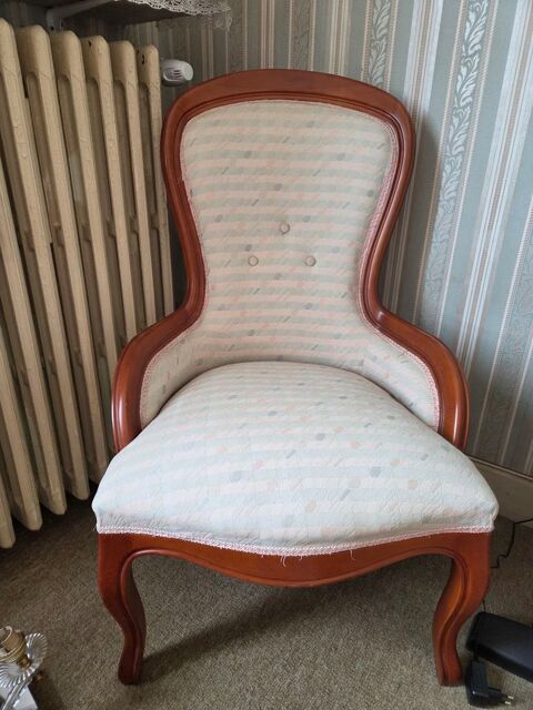 Fauteuil boudoir Puiseux-en-France (95)