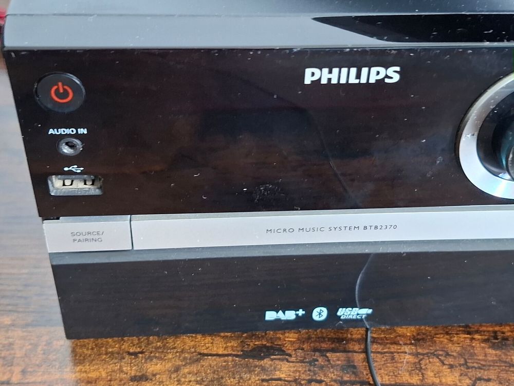 Cha&icirc;ne Hi-Fi Philips avec enceintes Audio et hifi