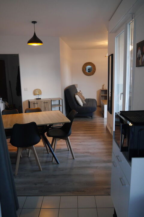  Appartement  louer 1 pice 29 m Cergy