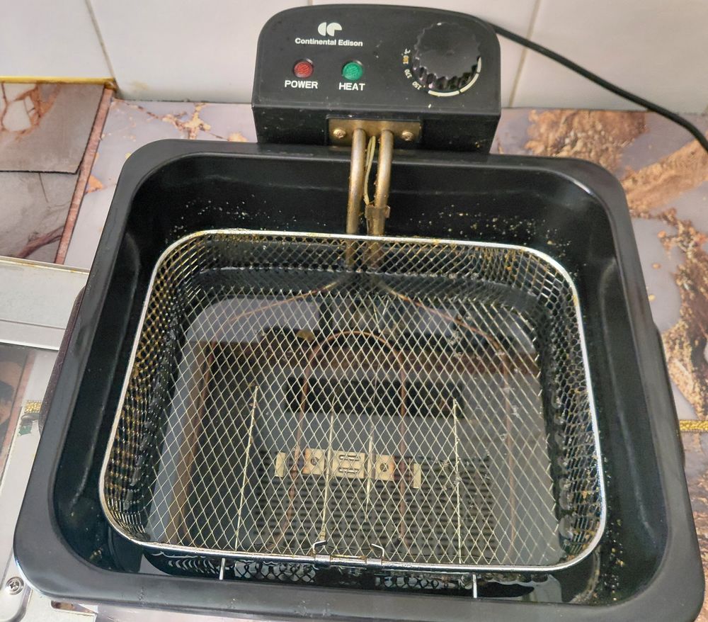 Friteuse &eacute;lectrique Continental Edison Electroménager