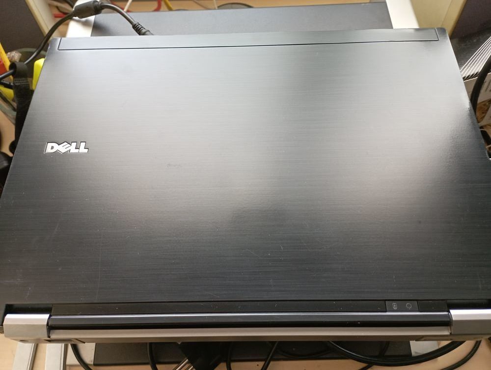 PC Portable DELL - LATITUDE E6400 Matériel informatique