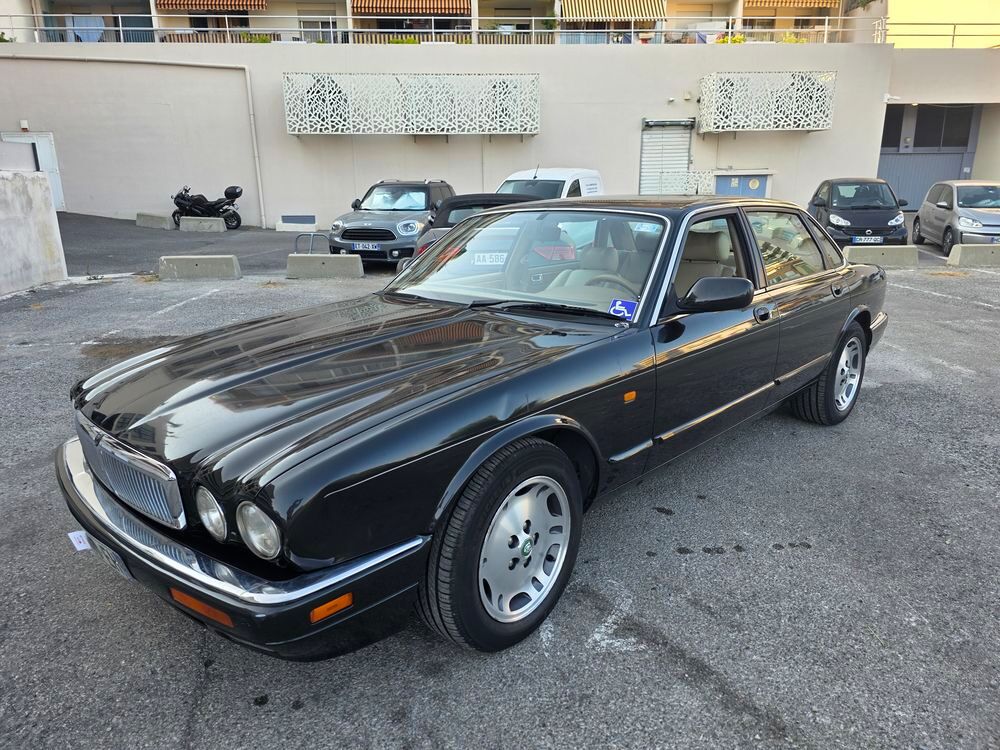 XJ 6 XJ6 3.2 A 1997 occasion 06150 Cannes La Bocca