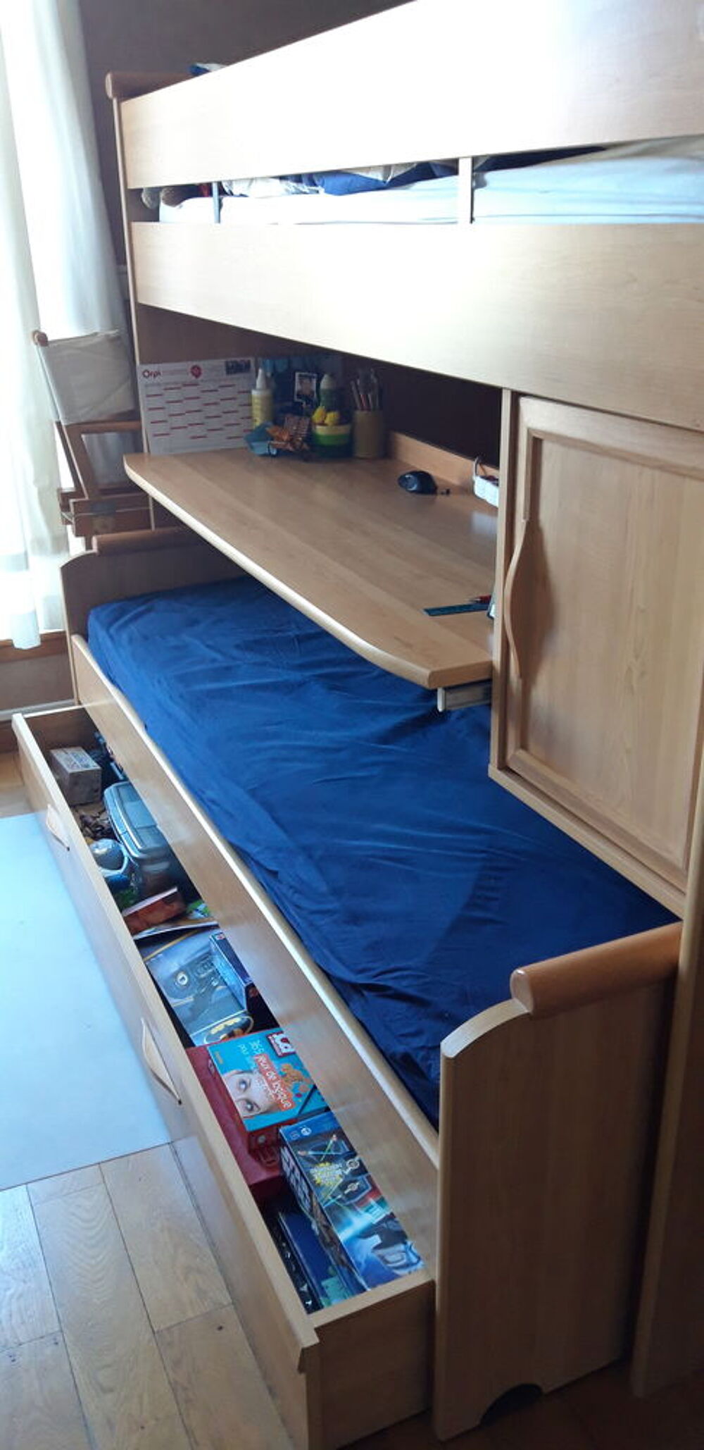 Lits superpos&eacute;s avec bureau et tiroir rang. GAUTIER Sagane Mobilier enfants