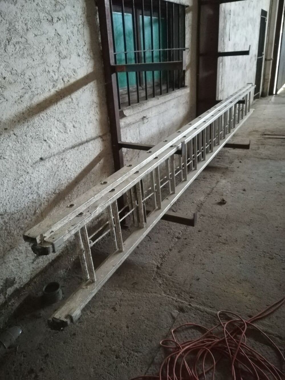 Echelle Alu Coulissante de 9M. Bricolage