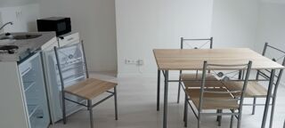  Appartement à louer 2 pièces 16 m²