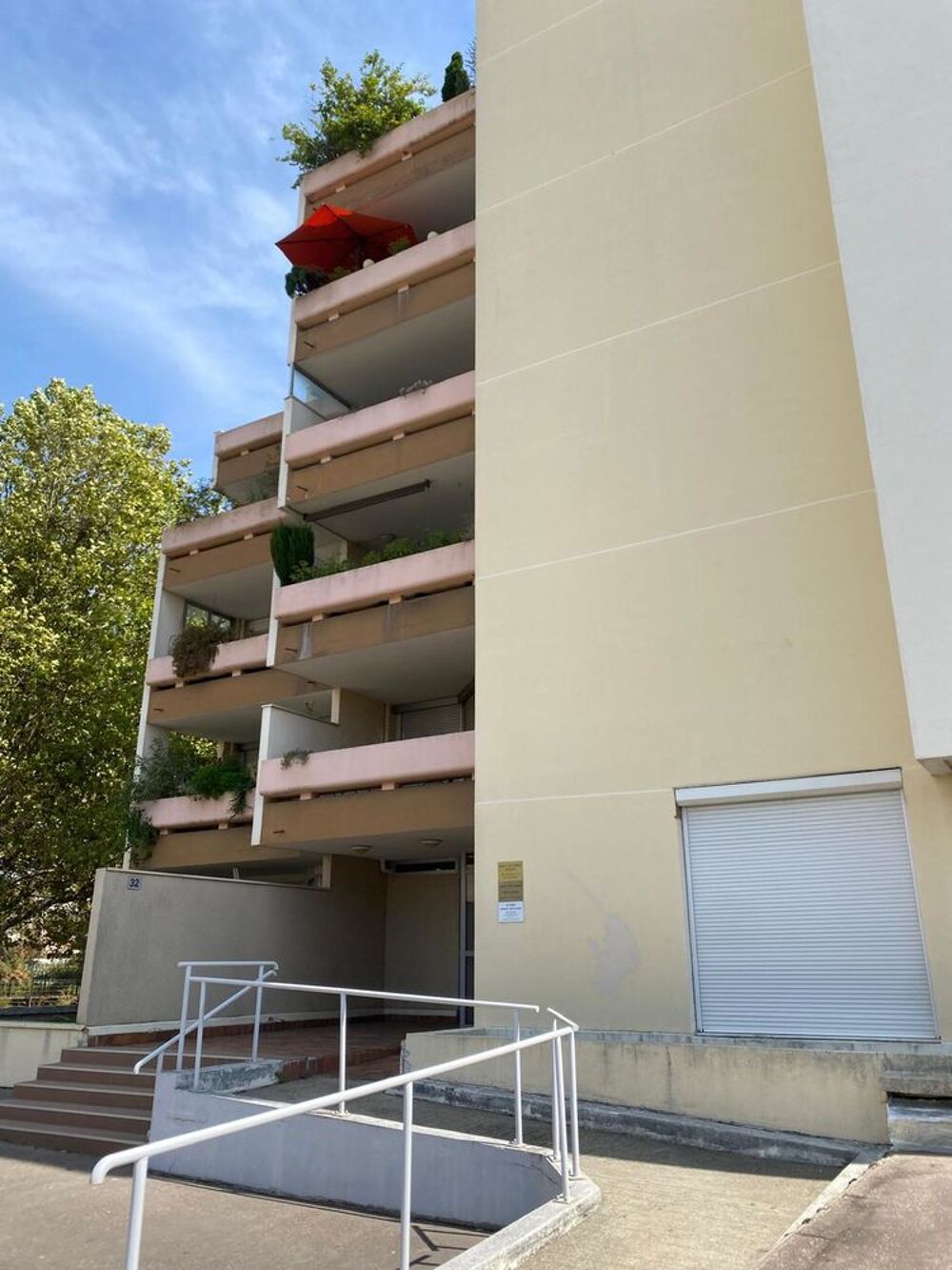 Appartement 4 pièces 94 m² · à Vaulx-en-Velin · 94 m² · 319 000 €