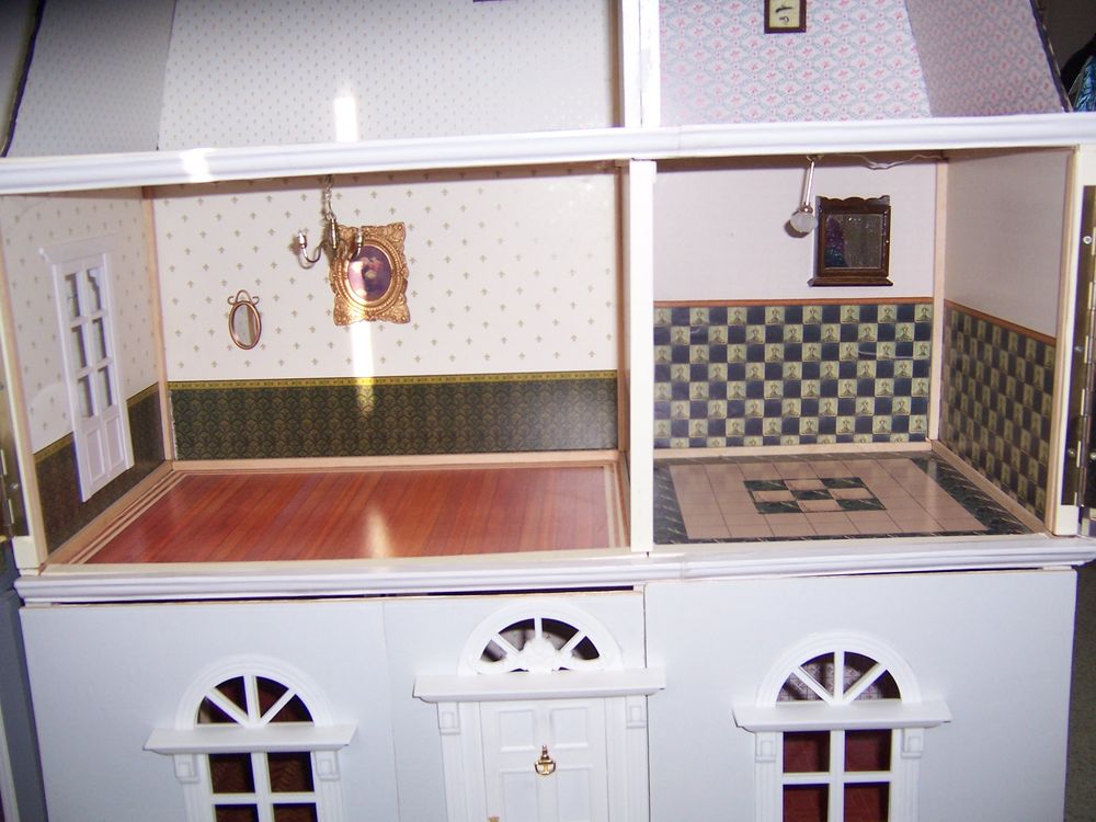 maison de poup&eacute;e DELPRADO Jeux / jouets