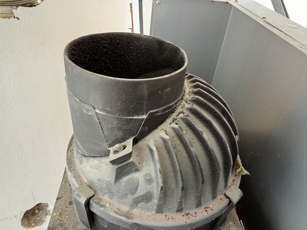 Po&ecirc;le a bois Ruegg Meubles