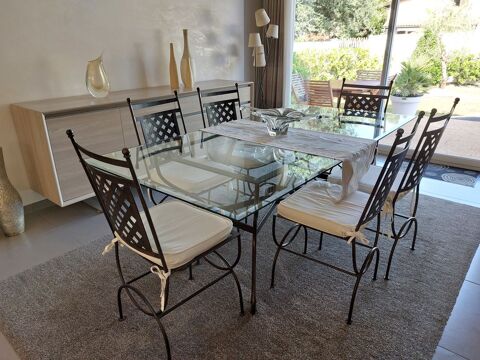 TABLE REPAS 6 CHAISES 2 CONSOLES 1 TAPIS 1 Le Taillan-Mdoc (33)