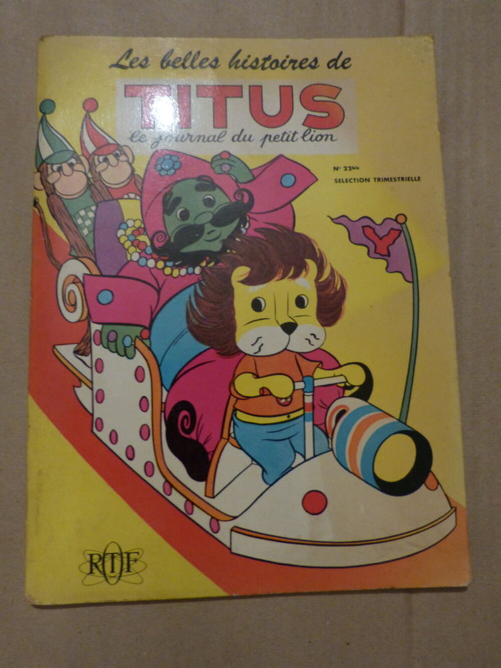 LES BELLES HISTOIRES DE TITUS LE JOURNAL DU PETIT LION Livres et BD