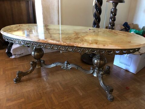 Table de salon ovale, dessus en onyx et pieds en bronze. 0 Saint-Herblain (44)